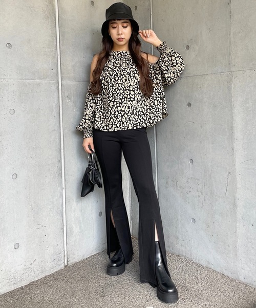 SPIRALGIRL（スパイラルガール）の「スリットフレアカットパンツ（その他パンツ・レディース・ブラック/ブルー/ベージュ・FREE）」の6枚目の写真