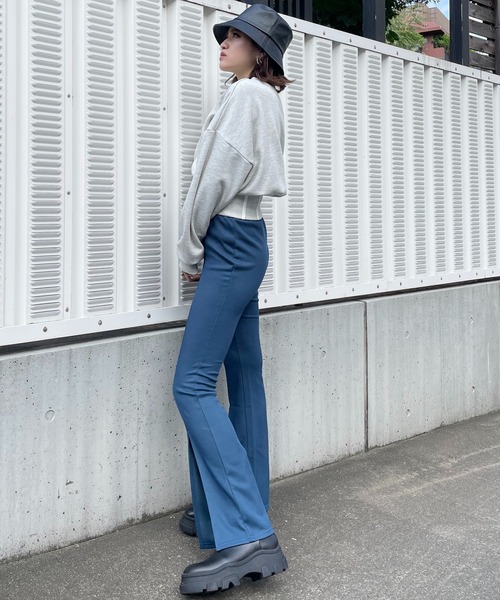 SPIRALGIRL（スパイラルガール）の「スリットフレアカットパンツ（その他パンツ・レディース・ブラック/ブルー/ベージュ・FREE）」の13枚目の写真