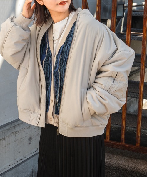 kutir(クティール)の「MA-1ブルゾン(MA-1・レディース・ブラック/カーキ/アイボリー・FREE)」の16枚目の写真