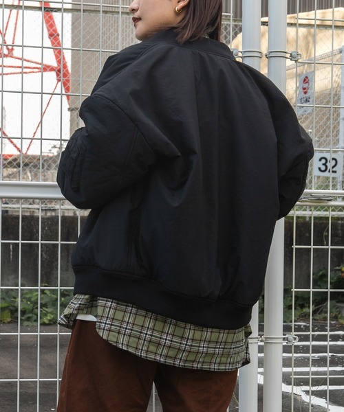 kutir(クティール)の「MA-1ブルゾン(MA-1・レディース・ブラック/カーキ/アイボリー・FREE)」の21枚目の写真