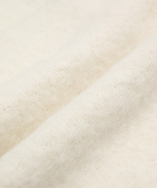 NERGY（ナージー）の「ループヤーン無地マフラー（マフラー・レディース・ネイビー/ホワイト/ベージュ・FREE）」の8枚目の写真