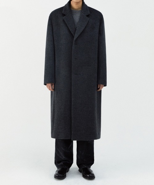 VIVASTUDIO（ビバスタジオ）の「OVERFIT CASHMERE CHESTERFIELD COAT（トレンチコート・メンズ・ブラック/ライトブラウン/ダークグレー・MEDIUM/LARGE）」の2枚目の写真