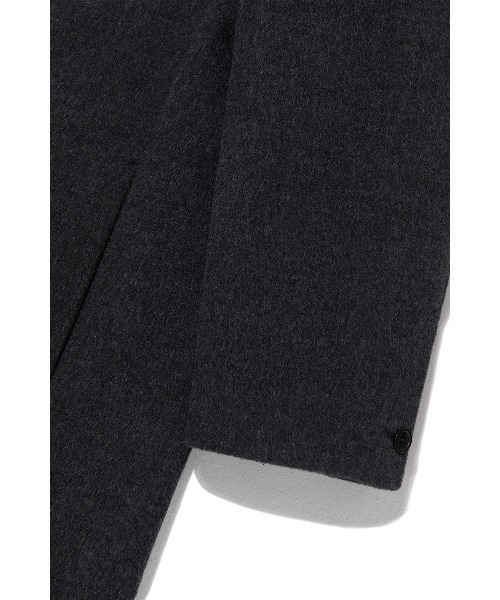 VIVASTUDIO（ビバスタジオ）の「OVERFIT CASHMERE CHESTERFIELD COAT（トレンチコート・メンズ・ブラック/ライトブラウン/ダークグレー・MEDIUM/LARGE）」の6枚目の写真