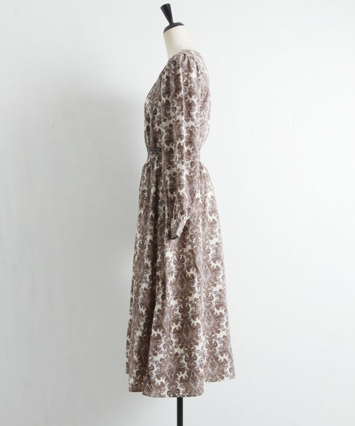 tocco closet（トッコ　クローゼット）の「ダマスクプリントウエストシャーリングワンピース（ワンピース・レディース・ブラック/アイボリー・M）」の17枚目の写真