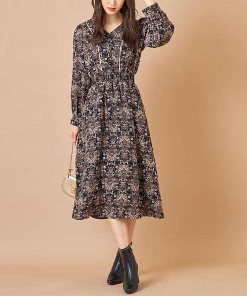 tocco closet（トッコ　クローゼット）の「ダマスクプリントウエストシャーリングワンピース（ワンピース・レディース・ブラック/アイボリー・M）」の9枚目の写真