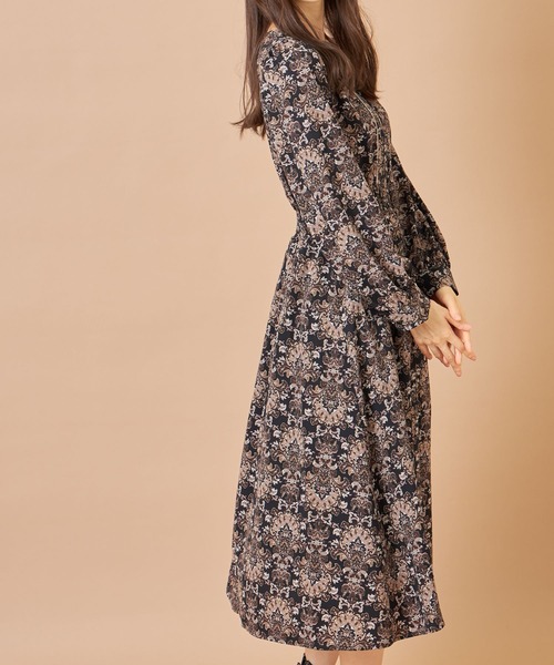 tocco closet（トッコ　クローゼット）の「ダマスクプリントウエストシャーリングワンピース（ワンピース・レディース・ブラック/アイボリー・M）」の12枚目の写真