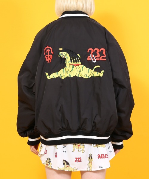 PUNYUS（プニュズ）の「寅刺繍ブルゾン（ブルゾン・レディース・ブラック・4/3）」の6枚目の写真