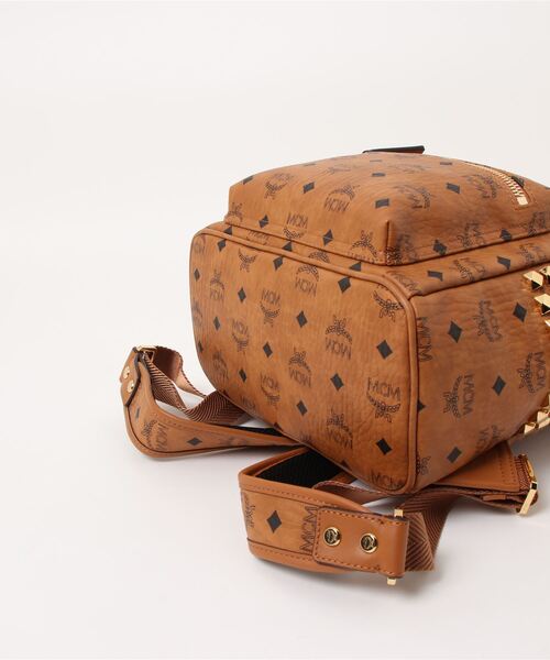 MCM サイドスタッズ バックパック スモール レッド MCM サイドスタッズ バックパック スモール レッド MCM エムシーエム