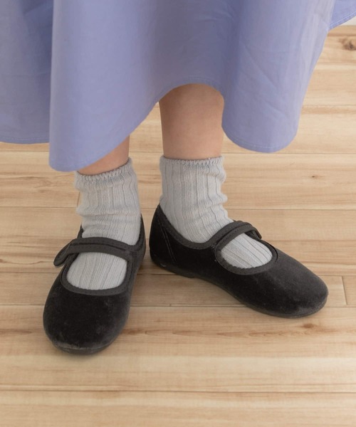 Cienta(シエンタ)の「『一部WEB限定カラー』Cienta ベロアストラップシューズ(KIDS)(スニーカー・キッズ・グレー/アニマル・20/18/17/19/16)」の2枚目の写真