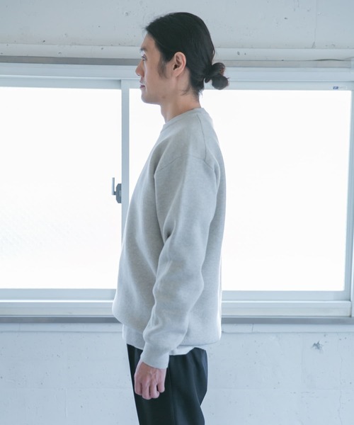 URBAN RESEARCH DOORS(アーバンリサーチドアーズ)の「ミラノリブクルーネックニット(ニット/セーター・メンズ・ロイヤルブルー/ホワイト系その他/ベージュ系その他・40/38)」の18枚目の写真