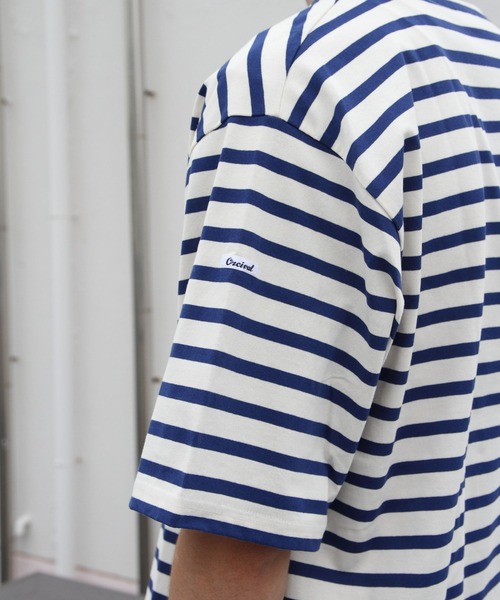 ORCIVAL（オーシバル）の「ORCIVAL/オーシバル　18SUVIN JERSEY ボートネックショートスリーブ　ボーダー　BOAT NECK SHORT SLEEVE BORDER OR-C0084 SOE（Tシャツ/カットソー・メンズ・ネイビー/レッド/ブルー/ブルー系その他/ライトベージュ・4/3/5）」の15枚目の写真
