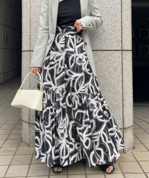 FRAY I.D（フレイアイディー）の「ラインリーフティアードスカート  