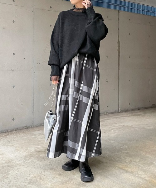 DouDou(ドゥドゥ)の「レースメッシュタートル(Tシャツ/カットソー・レディース・ホワイト/ブラック/ライトグレー・FREE)」の14枚目の写真