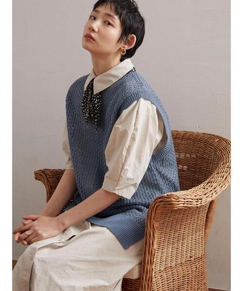 armonia(アルモニーア)の「armonia.柄編みニットベスト(ベスト・レディース・ブラウン/オフホワイト/ブルー・FREE)」の17枚目の写真