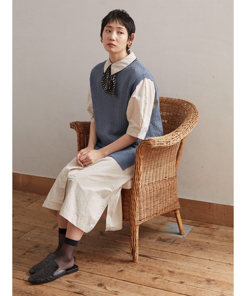 armonia(アルモニーア)の「armonia.柄編みニットベスト(ベスト・レディース・ブラウン/オフホワイト/ブルー・FREE)」の11枚目の写真