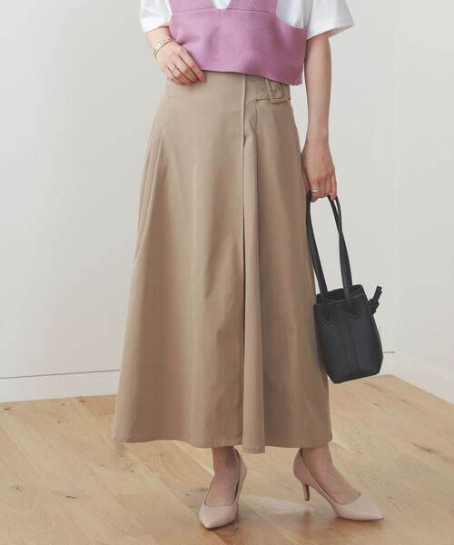 BEAMS HEART（ビームスハート）の「BEAMS HEART / アシンメトリー ラップ スカート（スカート・レディース・ベージュ/オリーブ/ネイビー・SMALL/MEDIUM）」の2枚目の写真