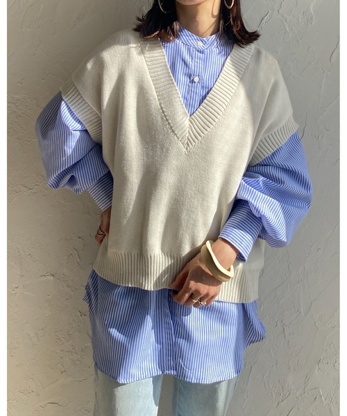 She's Closet(シーズクローゼット)の「バンドカラーボリュームスリーブ長袖ストライプ柄ケープシャツ(シャツ/ブラウス・レディース・ベージュ/ブラック/ブルー/グリーン・FREE)」の11枚目の写真
