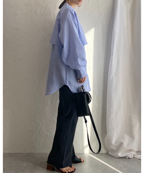 She's Closet(シーズクローゼット)の「バンドカラーボリュームスリーブ長袖ストライプ柄ケープシャツ(シャツ/ブラウス・レディース・ベージュ/ブラック/ブルー/グリーン・FREE)」の16枚目の写真