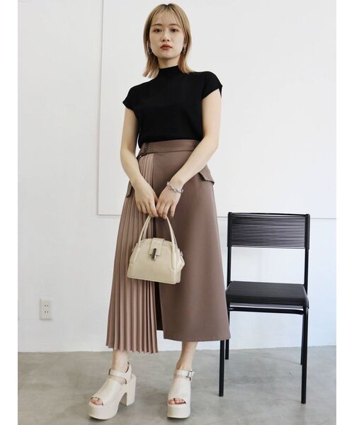 MURUA（ムルーア）の「ストラップウェッジサンダル（サンダル・レディース・ブラック/アイボリー・35/36/37）」の11枚目の写真