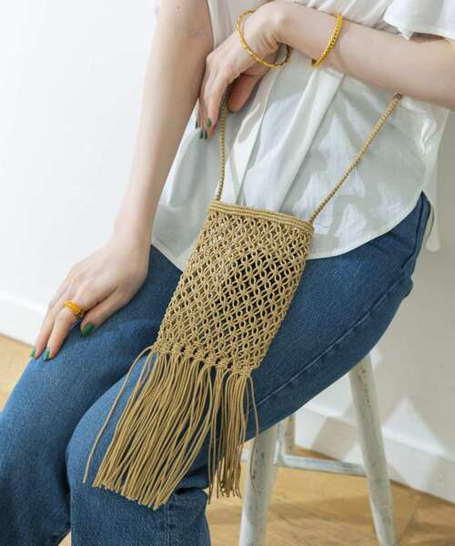 The Bagmati（ザバグマティ）の「The Bagmati　マクラメショルダーバッグ（ショルダーバッグ・レディース・ライトブルー/ブラック/ベージュ/オレンジ・-）」の3枚目の写真