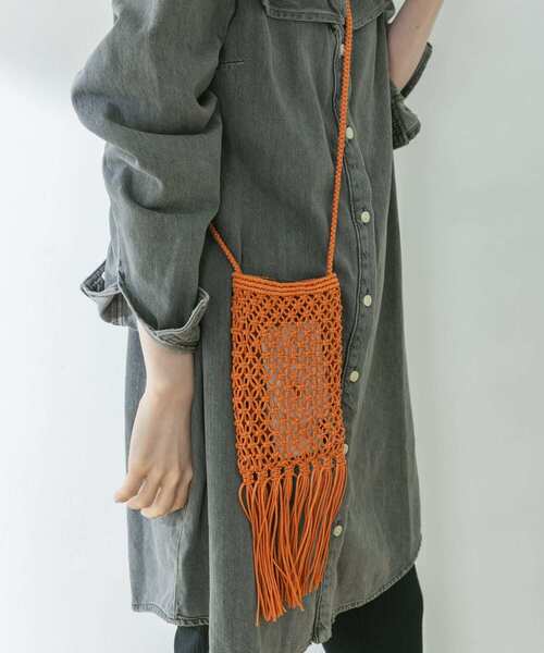 The Bagmati（ザバグマティ）の「The Bagmati　マクラメショルダーバッグ（ショルダーバッグ・レディース・ライトブルー/ブラック/ベージュ/オレンジ・-）」の4枚目の写真