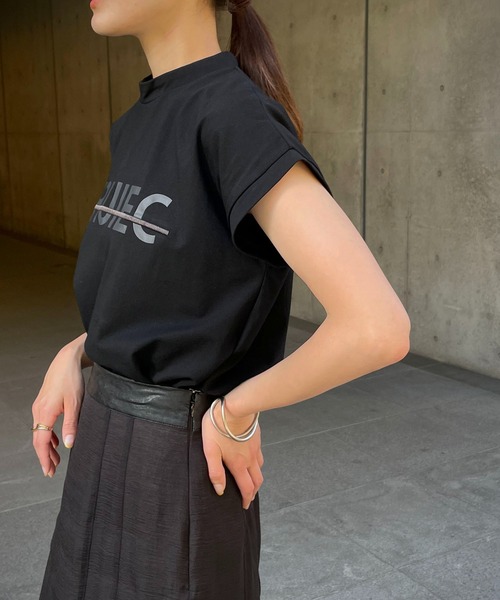 &g'aime(アンジェム)の「【&g’aime】ロゴプリントフレンチTシャツ(Tシャツ/カットソー・レディース・ホワイト/ブラック/グレイッシュベージュ・FREE)」の22枚目の写真