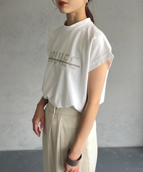 &g'aime(アンジェム)の「【&g’aime】ロゴプリントフレンチTシャツ(Tシャツ/カットソー・レディース・ホワイト/ブラック/グレイッシュベージュ・FREE)」の10枚目の写真