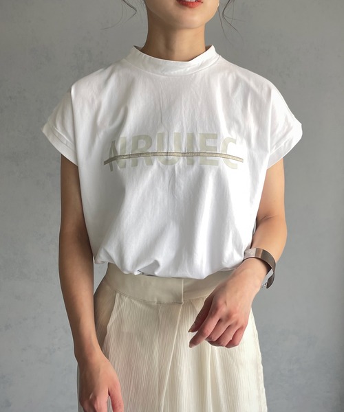 &g'aime(アンジェム)の「【&g’aime】ロゴプリントフレンチTシャツ(Tシャツ/カットソー・レディース・ホワイト/ブラック/グレイッシュベージュ・FREE)」の4枚目の写真