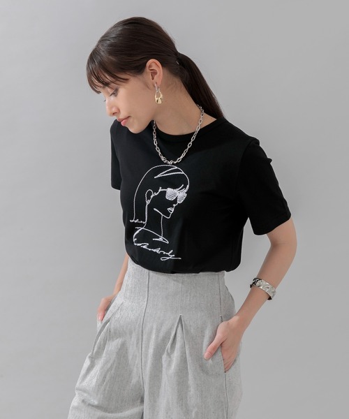 ROSIEE（ロージー）の「ROSIEE 刺繍女の子T（Tシャツ/カットソー・レディース・ホワイト/ブラック・FREE）」の21枚目の写真