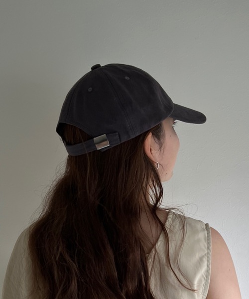 CLEA(クレア)の「ロゴ刺繍キャップ(キャップ・レディース・チャコールグレー/ベージュ/アイボリー/グレイッシュベージュ・FREE)」の9枚目の写真