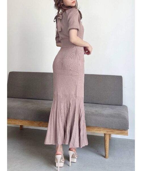 RESEXXY（リゼクシー）の「マーメイドニットワンピース（ワンピース・レディース・ブラック/ピンク/グリーン/ベージュ・FREE）」の4枚目の写真