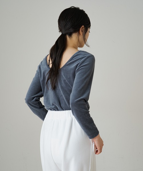 Omekashi（オメカシ）の「【earthy_】オーガニックコットンバックシャンベロアロンT（Tシャツ/カットソー・レディース・チャコールグレー/ベージュ/ブラック・FREE）」の14枚目の写真