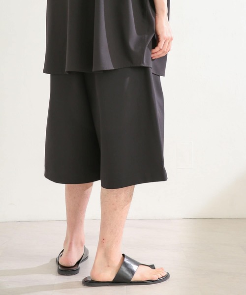 SENSE OF PLACE by URBAN RESEARCH(センスオブプレイスバイアーバンリサーチ)の「『セットアップ対応』 エクストラルーズショートパンツ(その他パンツ・メンズ・ブラック/ライトベージュ・MEDIUM/LARGE)」の17枚目の写真