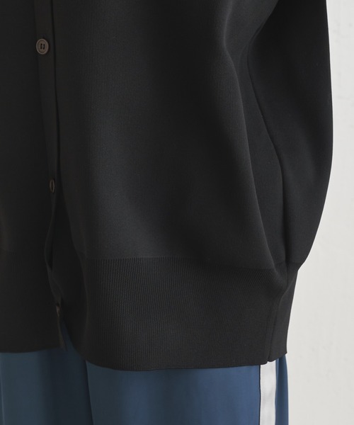 COLLAGE GALLARDAGALANTE（コラージュガリャルダガランテ）の「【OT】程よい抜け感を演出/夏服に羽織れる/Vネックカーディガン/手洗い可（カーディガン/ボレロ・レディース・ホワイト/ブラック/ピンク・FREE）」の4枚目の写真