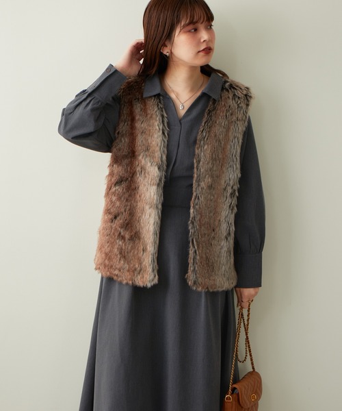 natural couture(ナチュラルクチュール)の「2022AWアイテム/WEB限定カラーあり/スキッパー衿お上品ワンピース(ワンピース・レディース・パープル/イエロー/その他1/その他2/ブラック系その他・FREE)」の9枚目の写真