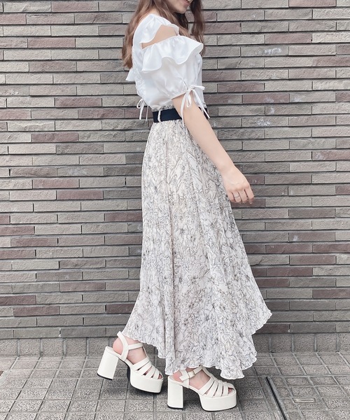 TORTE（トルテ）の「肩空きスクエアブラウス（シャツ/ブラウス・レディース・ホワイト系その他/グレー系その他/ブラック/ホワイト・FREE）」の17枚目の写真