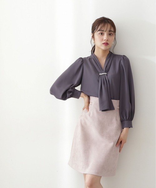 PROPORTION BODY DRESSING（プロポーションボディドレッシング）の「パールボウタイブラウス / 1212210904（シャツ/ブラウス・レディース・ダークグレー/ホワイト系その他/ベージュ・MEDIUM/SMALL）」の6枚目の写真