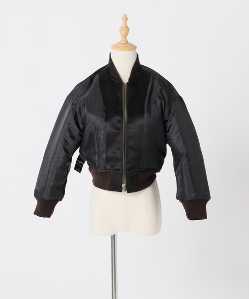 EDIT. FOR LULU(エディットフォールル)の「CNヴィンテージサテンショートブルゾン(ミリタリージャケット・レディース・ブラック・FREE)」の22枚目の写真