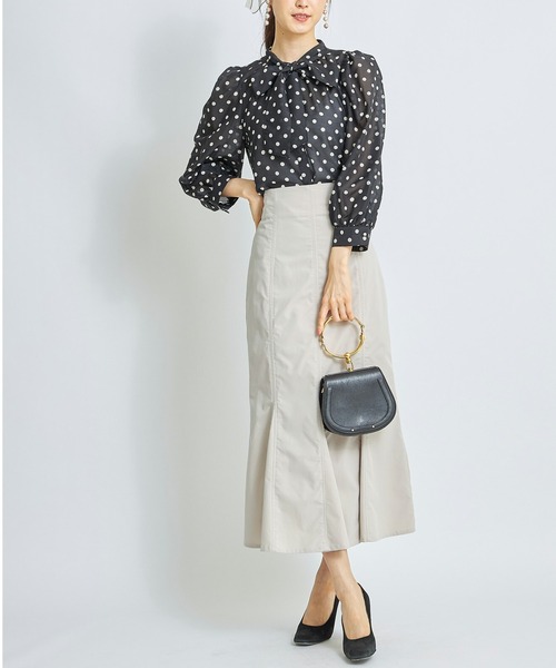 tocco closet（トッコ クローゼット）の「取り外し可能なボウタイ