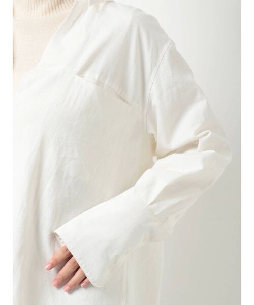 Ungrid（アングリッド）の「深Ｖネックデザインシャツ（シャツ/ブラウス・レディース・オフホワイト/イエロー・FREE）」の14枚目の写真