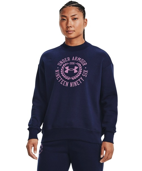 UNDER ARMOUR(アンダーアーマー)の「UAライバルフリース クレスト グラフィック クルー(トレーニング/レディース)(スウェット・レディース・ブラック×ホワイト/ネイビー・M/S/L/XL)」の1枚目の写真