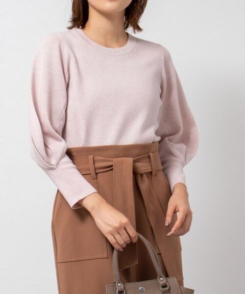 NOLLEY’S Sophi(ノーリーズソフィ)の「《手洗い可能》総針パワショルプルオーバーニット(ニット/セーター・レディース・ホワイト/ブラック/ネイビー/ベビーピンク・38)」の4枚目の写真