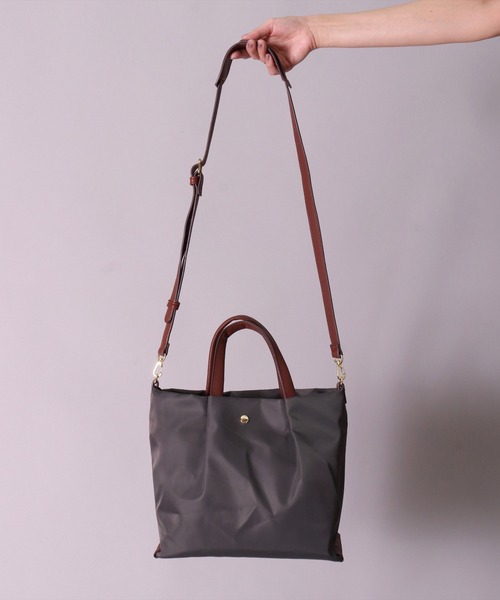 Legato Largo（レガートラルゴ）の「(LF)【Legato Largo】肩楽(かたらく) 2WAY ナイロン ショルダーバッグ（ショルダーバッグ・レディース・ライトブラウン/ブラック/ネイビー/グレー・ONE SIZE）」の18枚目の写真