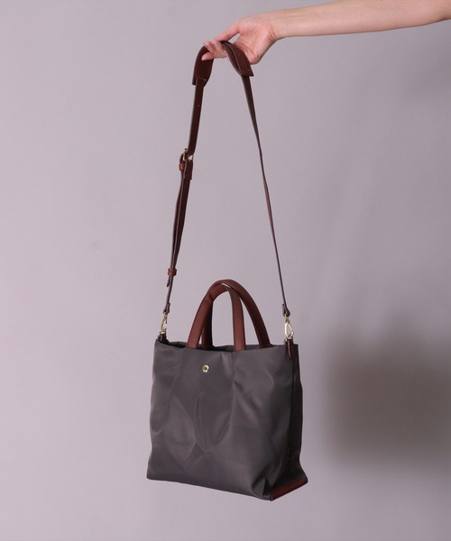 Legato Largo（レガートラルゴ）の「(LF)【Legato Largo】肩楽(かたらく) 2WAY ナイロン ショルダーバッグ（ショルダーバッグ・レディース・ライトブラウン/ブラック/ネイビー/グレー・ONE SIZE）」の17枚目の写真