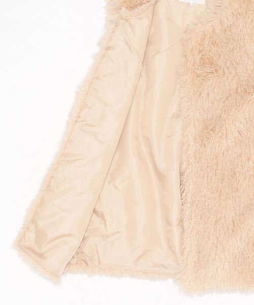 Samansa Mos2 blue（サマンサモスモスブルー）の「ファーベスト（Tシャツ/カットソー・レディース・モカ/チャコール/キナリ・ﾌﾘ-）」の18枚目の写真