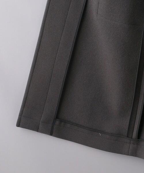 UNITED ARROWS（ユナイテッドアローズ）の「W メルトン ダッフルコート（ダッフルコート・レディース・オフホワイト/ダークグレー・34/36/38）」の17枚目の写真