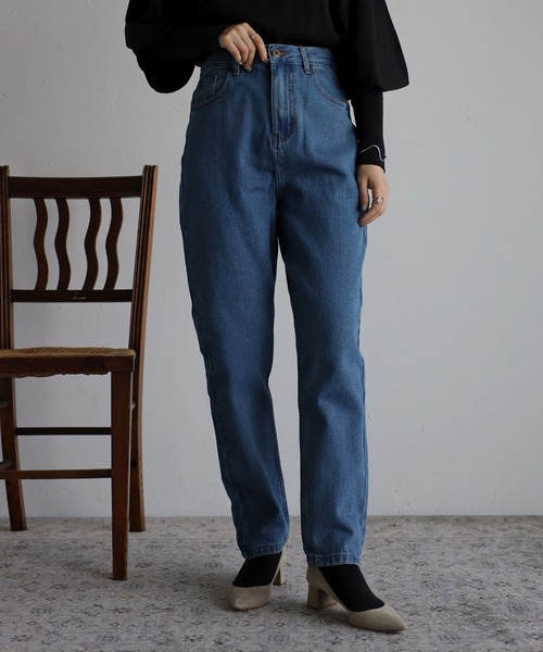 amini(アミニ)の「ルーズテーパードデニム(デニムパンツ・レディース・ホワイト/ブルー/ブラック・MEDIUM)」の3枚目の写真