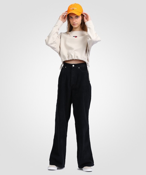 tommy jeans(トミー ジーンズ)の「コーデュロイハイライズワイドパンツ(その他パンツ・レディース・アイボリー/ブラック・25inch/26inch/27inch)」の11枚目の写真