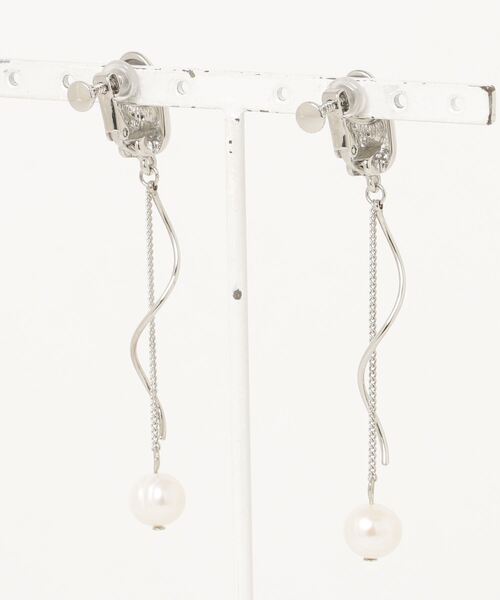 COMMON WARE（コモンウェアー）の「FT:ウルトラフィット 痛くない イヤリング 真鍮×パール（イヤリング・レディース・シルバー/ゴールド・FREE）」の3枚目の写真