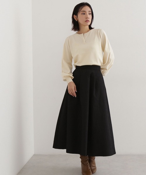 NATURAL BEAUTY BASIC（ナチュラルビューティーベーシック）の「パールスリットニット（ニット/セーター・レディース・ブラック/オフホワイト/ライトグリーン・FREE）」の6枚目の写真